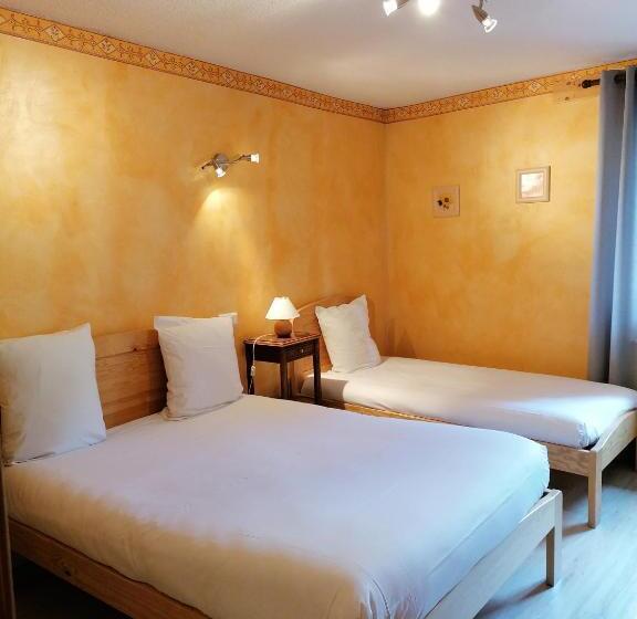 اتاق استاندارد سه نفره, Hôtel Le Lievre Blanc
