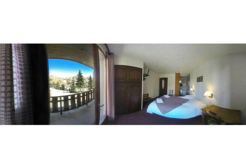 Quarto Estandar com Sacada, Hôtel Les Gardettes