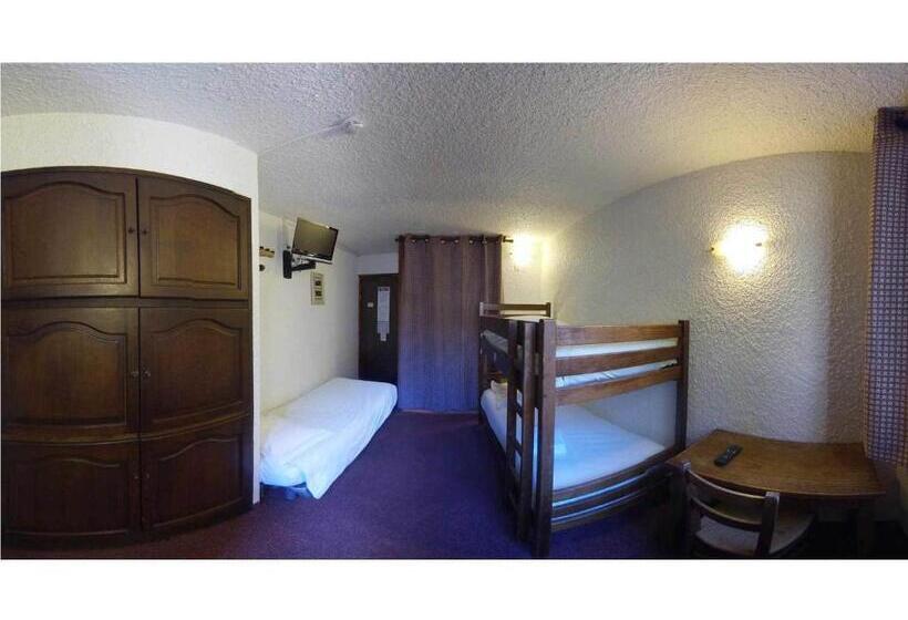 اتاق استاندارد با تخت‌های تاشو, Hôtel Les Gardettes