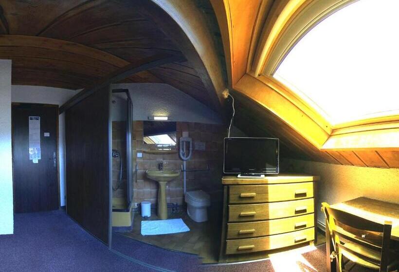 חדר סטנדרט, Hôtel Les Gardettes