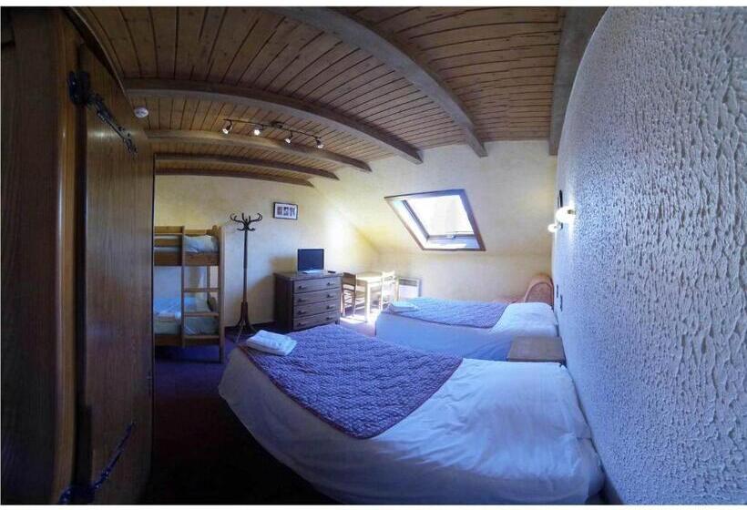 חדר סופריור לארבעה, Hôtel Les Gardettes