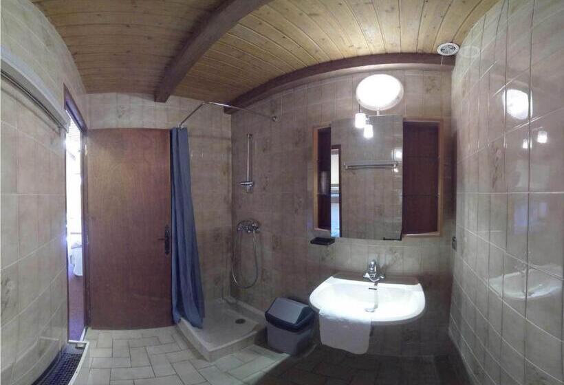 חדר סופריור לארבעה, Hôtel Les Gardettes