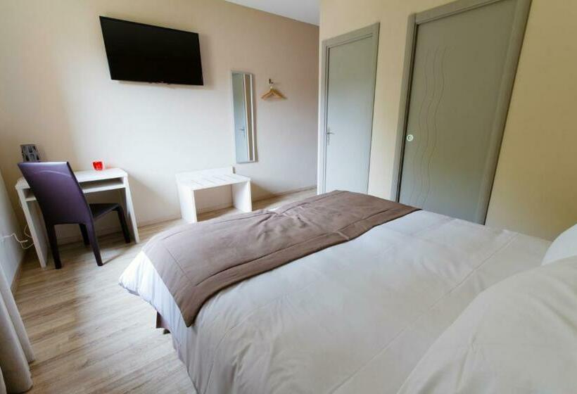 디럭스 룸, Hôtel Les Petits Oreillers