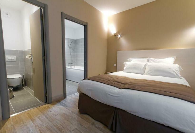 디럭스 룸, Hôtel Les Petits Oreillers