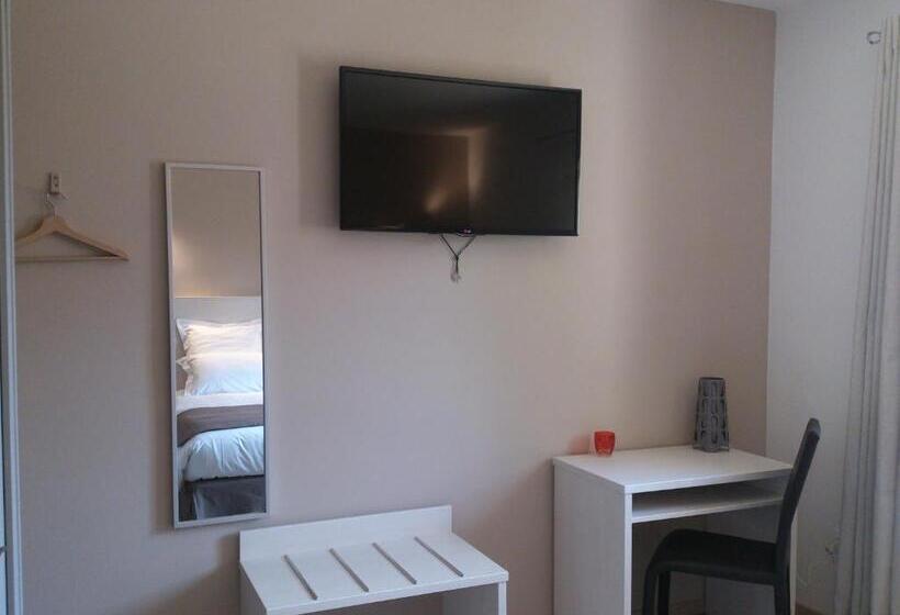 디럭스 룸, Hôtel Les Petits Oreillers