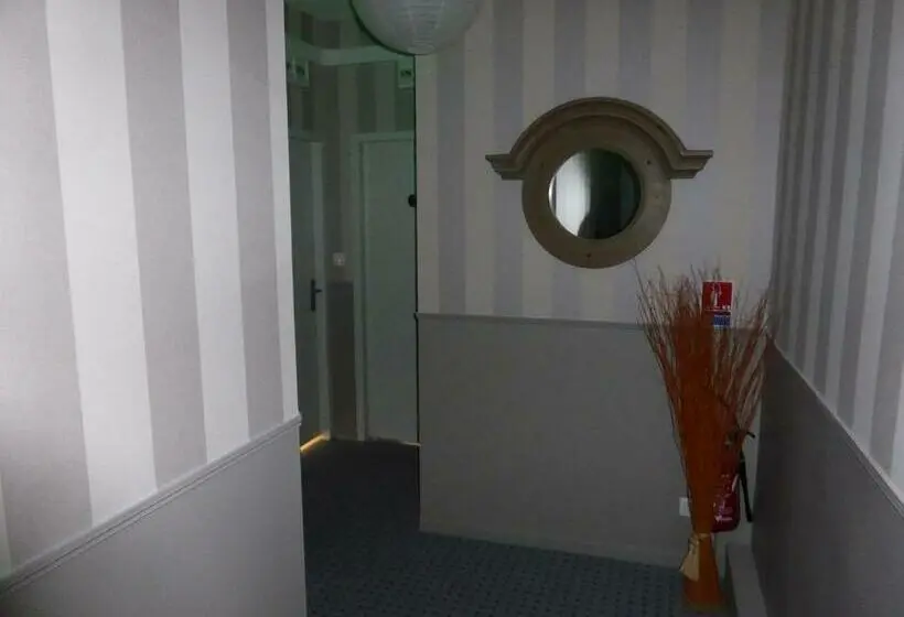 Standard Kolmen Hengen Huone, Le Bannier Hotel Restaurant