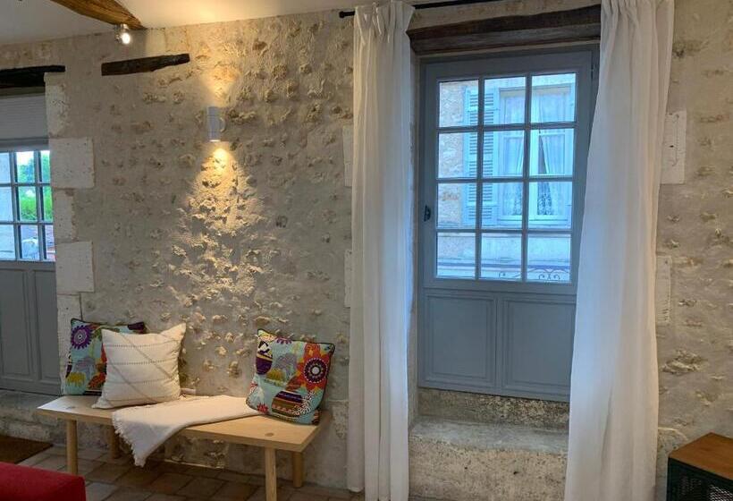 דירה בת חדר שינה 1 עם מרפסת, Repos à Ribérac B&b