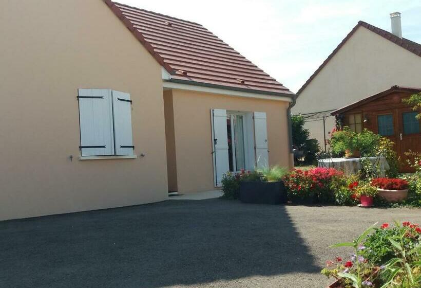 اتاق استاندارد, Chambre D'hôte De La Belle Jardinière