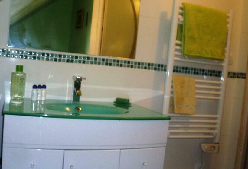 Standardrum, Chambre D'hôte De La Belle Jardinière