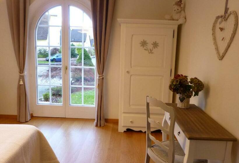 Номер Стандарт, Chambres D Hôtes La Parenthez