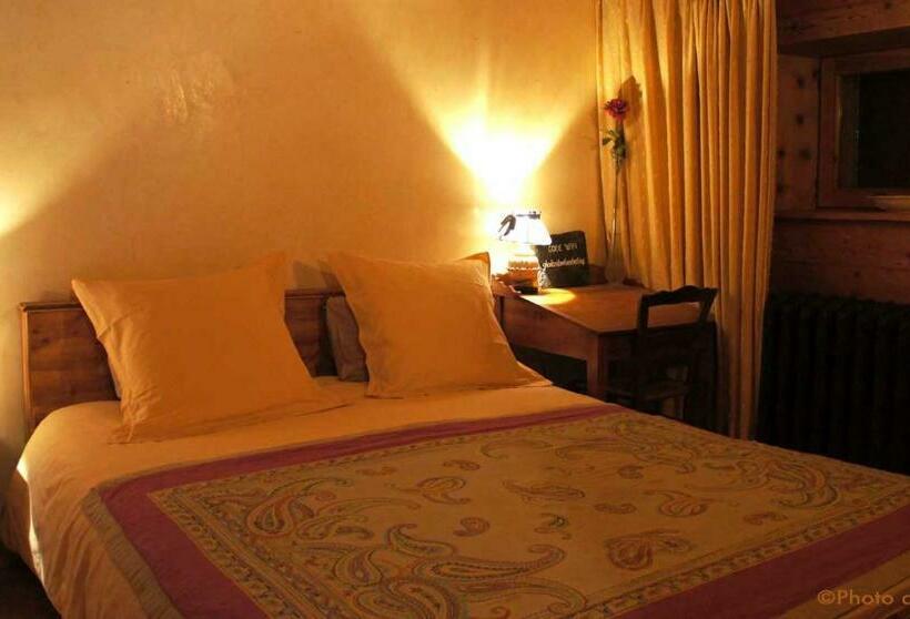 اتاق استاندارد, Chambres D'hôtes Le Barna