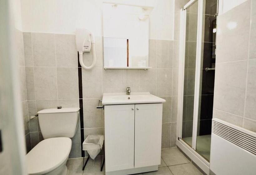 スタンダード４人部屋, Auberge D Ici Et D Ailleurs