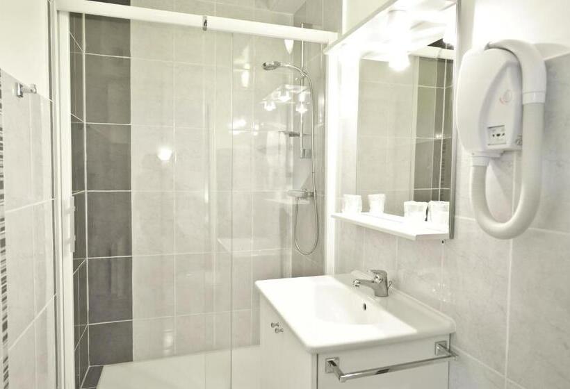 スタンダード４人部屋, Auberge D Ici Et D Ailleurs