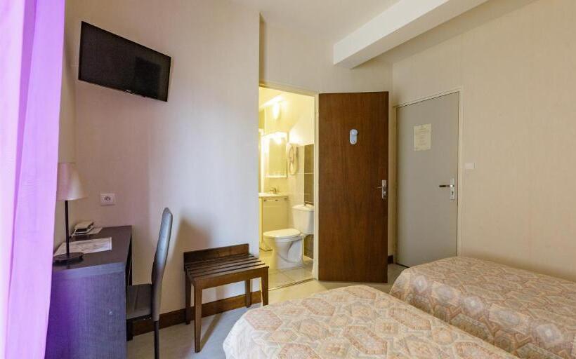 スタンダード４人部屋, Auberge D Ici Et D Ailleurs