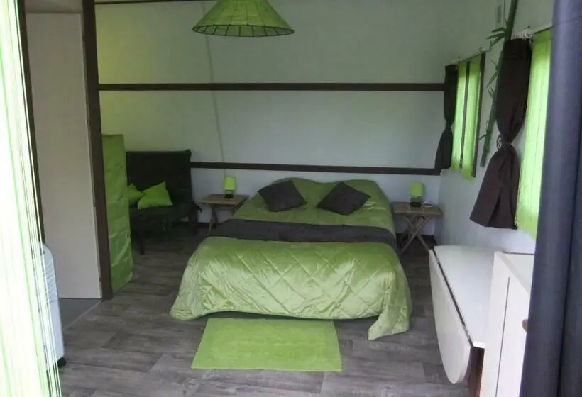 １ベッドルームハウス, Chambres D'hôtes Roseland