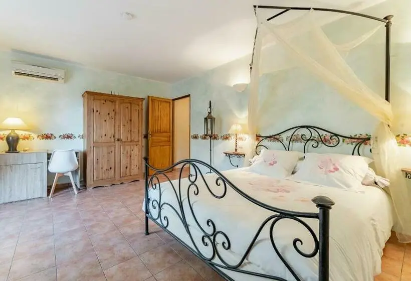 ガーデンビュースーペリアールーム, La Bastide De Font Clarette