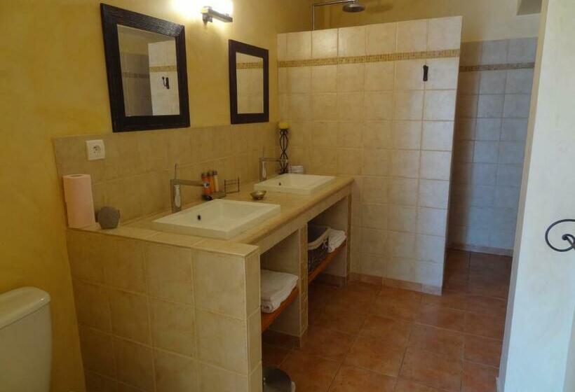 古典房间, La Bastide De Font Clarette