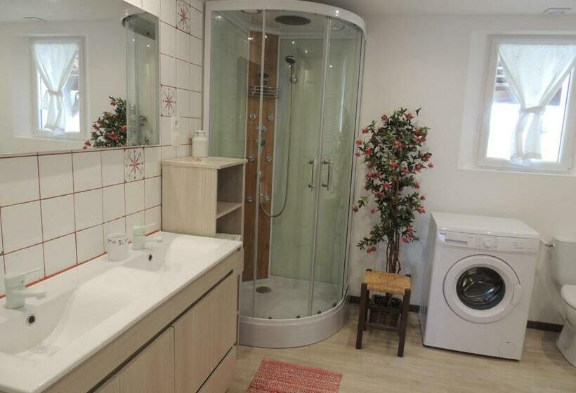 Дом 1 Спальня, La Jarillais