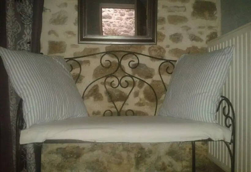 Chambre Standard Vue Jardin, La Trainelière