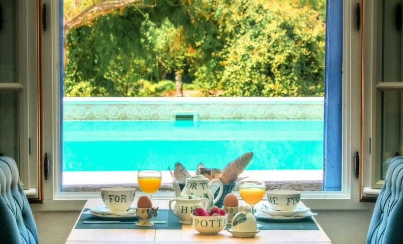 חדר סטנדרט, Le Prieuré