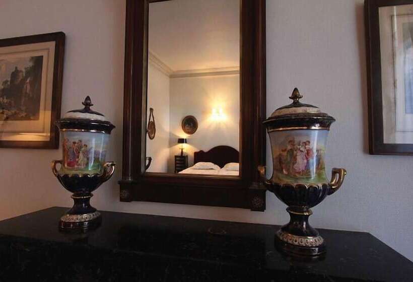 스탠다드 룸, Les Buis