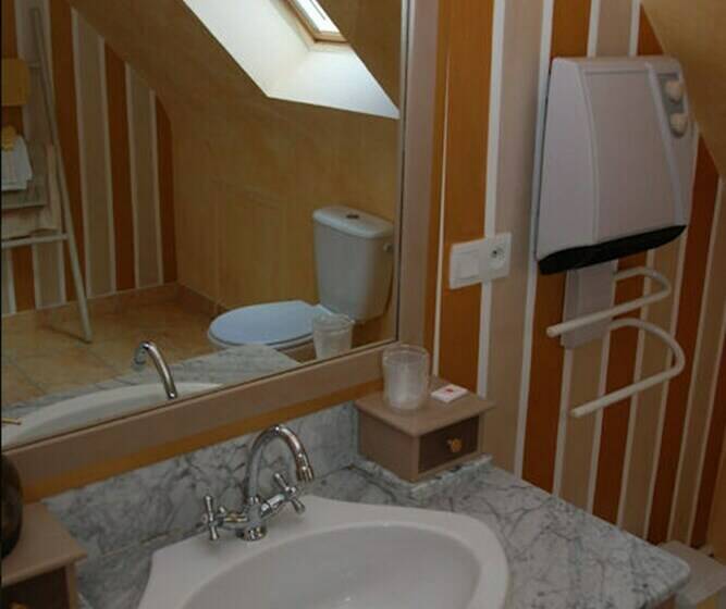 스탠다드 트리플 룸, Maison D Hôtes De Kerzine