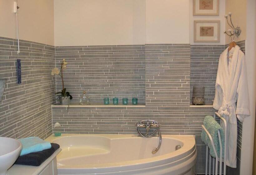 חדר סטנדרט, Maison D'hôte La Tourette