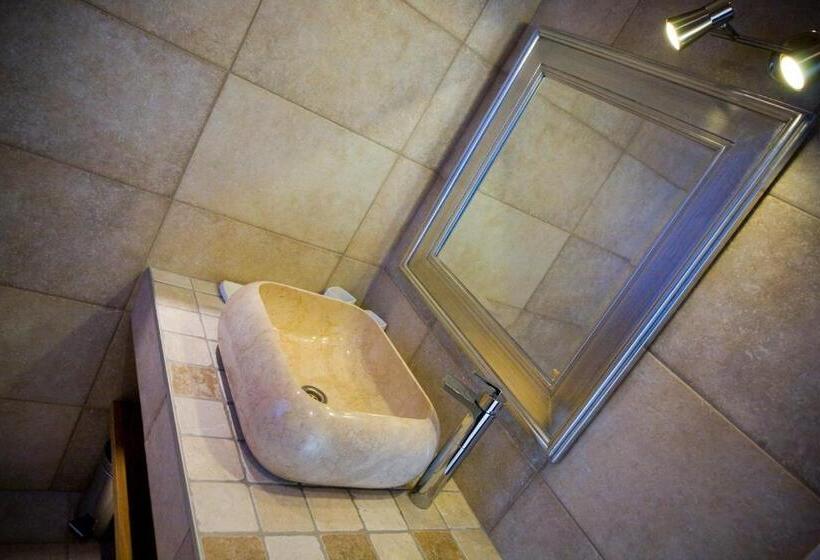 غرفة قياسية مطلّة علي البحر, Villa La Vista