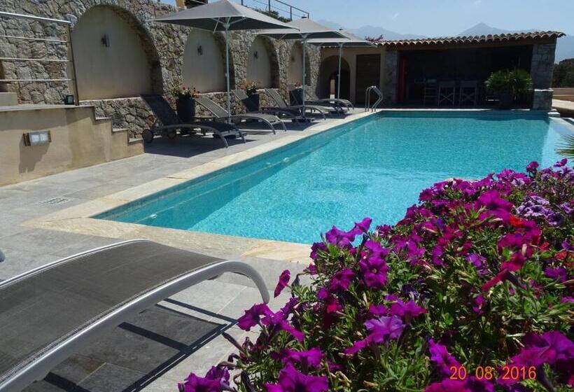 جناح مطلّ علي البحر, Villa La Vista