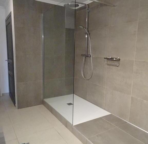 جناح مطلّ علي البحر, Villa La Vista