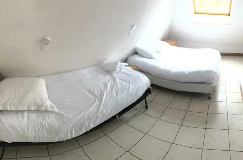 スタンダードトリプルルーム, Auberge De Pra Loup