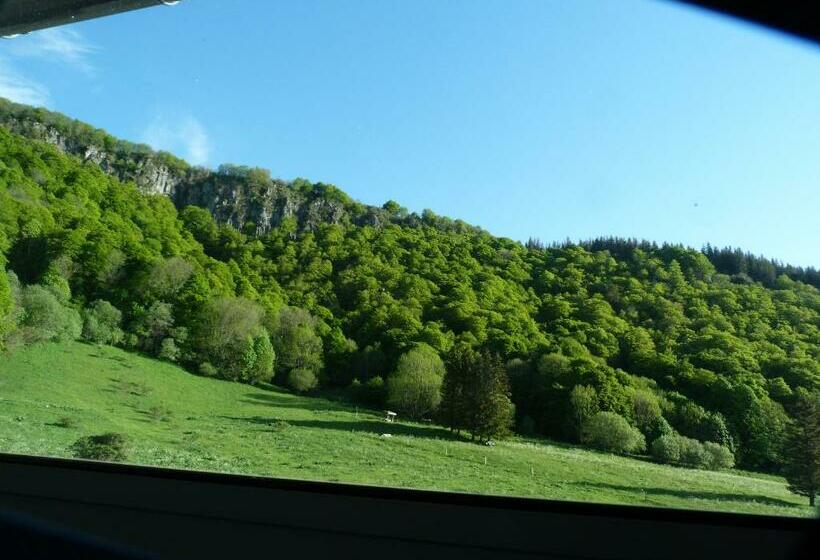 חדר סטנדרט עם מיטת קינג, Aux 500 Diables Eco Lodge