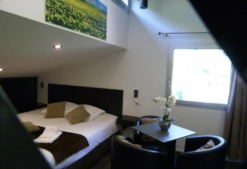 חדר סטנדרט עם מיטת קינג, Aux 500 Diables Eco Lodge