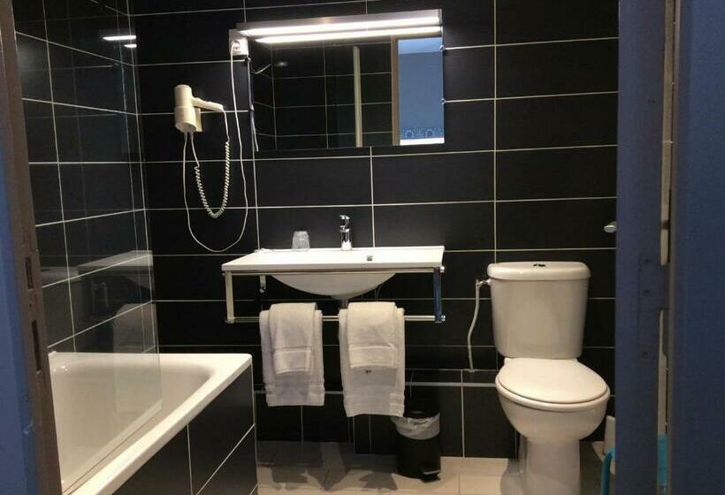 컴포트 룸, Berthelot