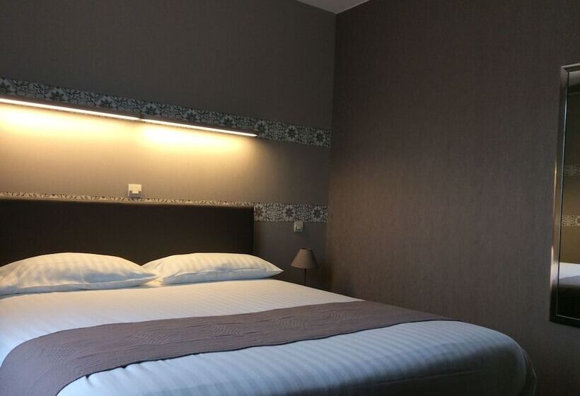 컴포트 룸, Berthelot