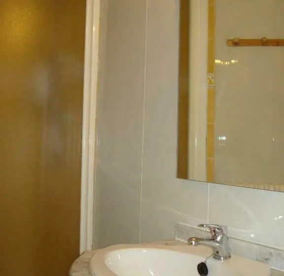 Standard-huone, Hôtel Des Cimes
