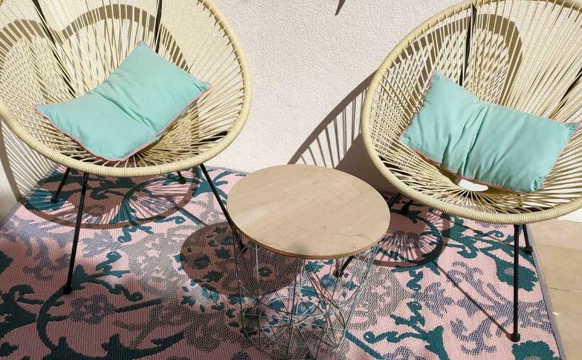 テラス付スーペリアルーム, Le Synaya