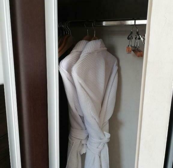 テラス付きデラックスルーム, Le Synaya