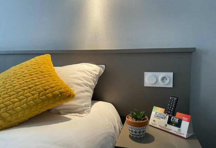 标准间, Logis Hotel Castel De Mirambel