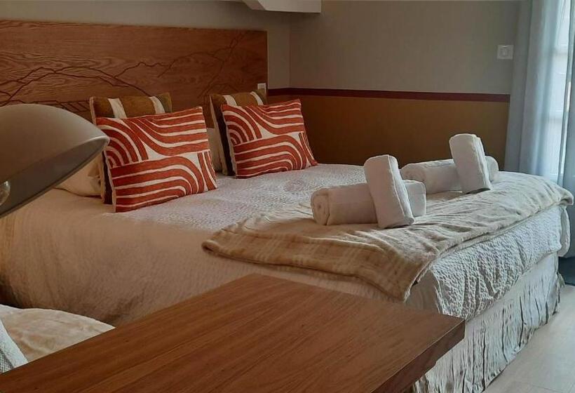 חדר משפחתי, Trinquet