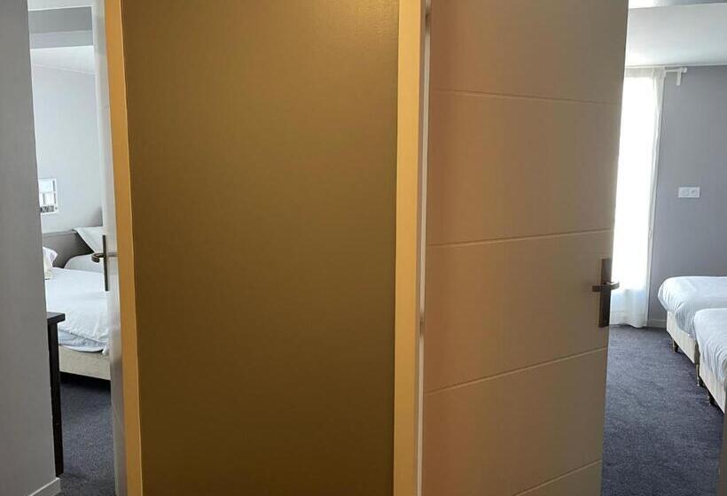 家庭间, Logis Hotel Castel De Mirambel