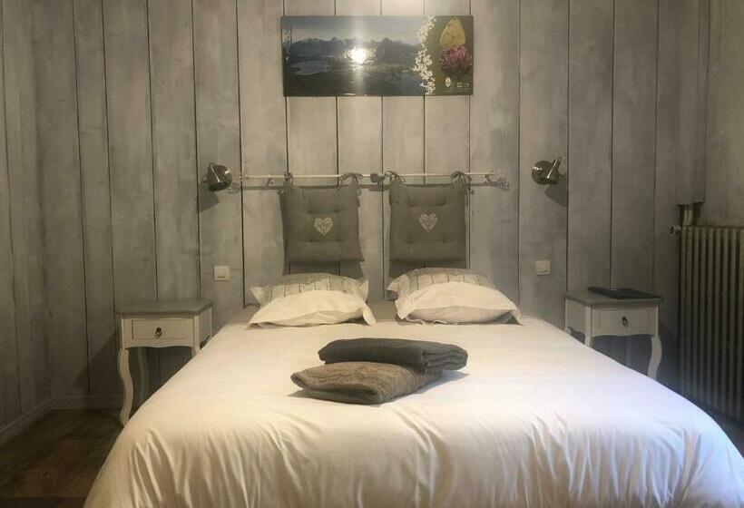 Номер Стандарт Трехместный, Bar Hotel Restaurant Le Margeriaz