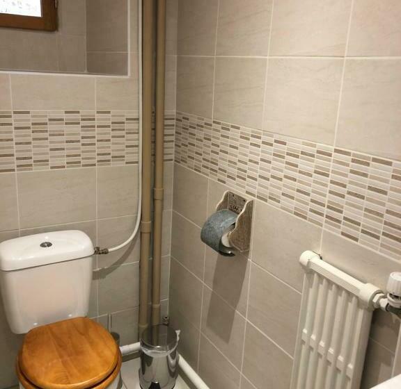 标准三人间, Bar Hotel Restaurant Le Margeriaz