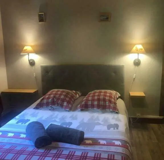 Standard Neljän Hengen Huone, Bar Hotel Restaurant Le Margeriaz