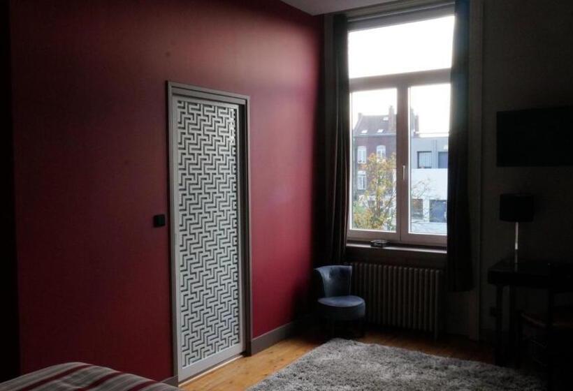 Номер Комфорт, Abri Du Passant