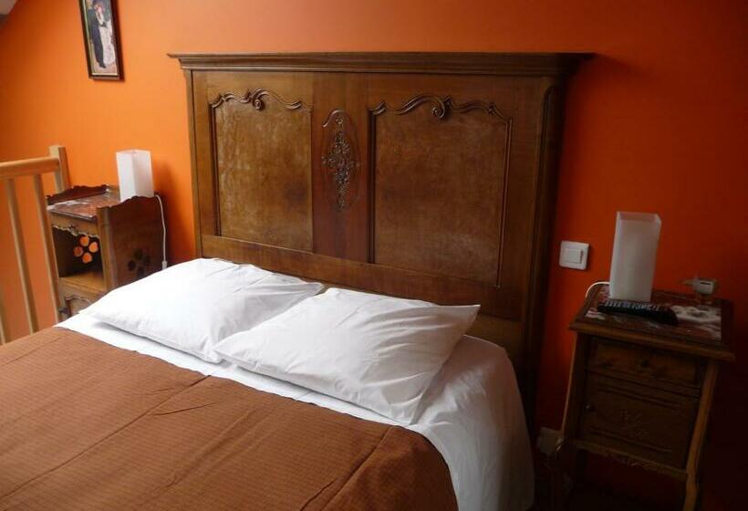 Студио Стандарт с Балконом, Au Troubadour