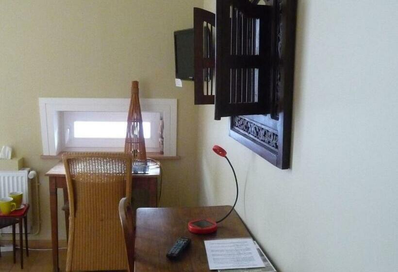 Номер Deluxe Одноместный, Au Troubadour