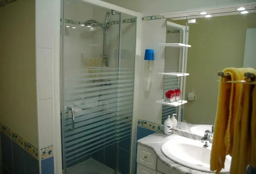 スタンダードルーム, Chambre D Hôtes Mont D Hermine