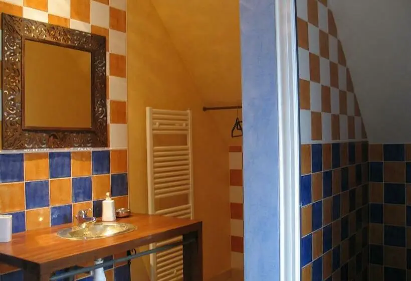 スタンダードルーム, Chambres D'hôtes Les Charmettes