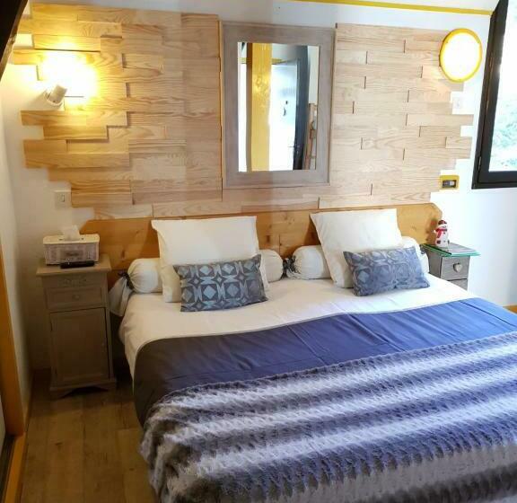 חדר סטנדרט לארבעה, Gîte Chalet Du Soulor